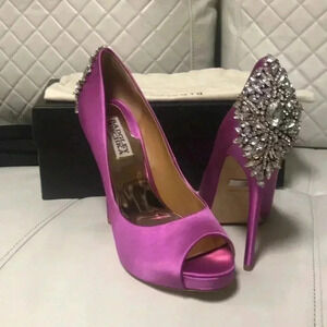 Badgley Mischka kiara pumps purple